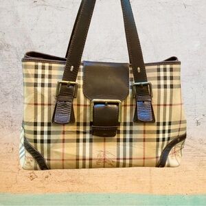 Burberry Haymaker Buckle handbag vintage VGC